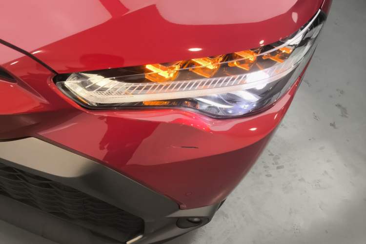 Used Toyota FRONTLANDER 2023 2.0L Smart Electric Hybrid Dual-Engine Deluxe Version
