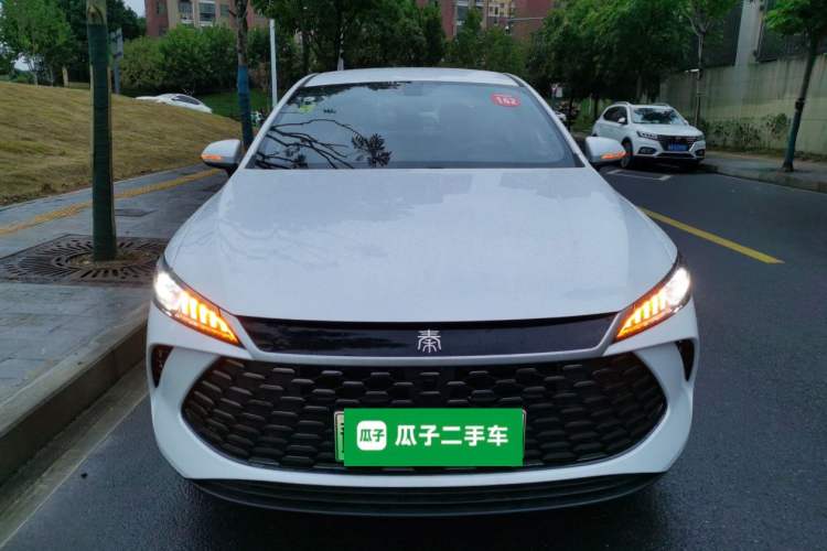 Used BYD Qin PLUS 2025 DM-i Smart Drive 55KM Leading Model
