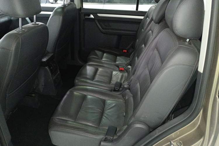 Used Volkswagen Touran 2015 1.4T DSG Comfort Edition 5 Seats
