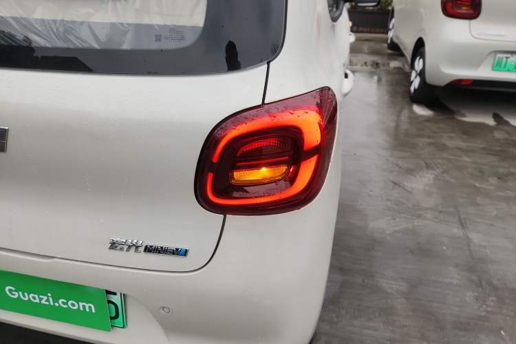 Used Wuling Hongguang MINIEV 2025 Four-Door Version Advanced Edition
