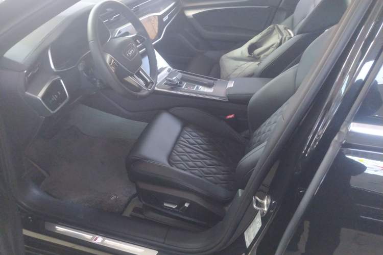 Used Audi A6L 2025 Revised 45 TFSI Prestige Dynamic Edition
