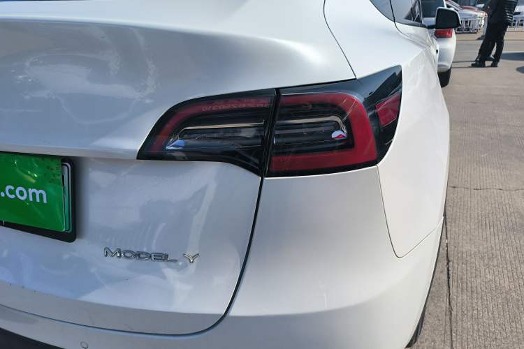 Used Tesla Model Y 2021 Revised Version 2 Long-Range All-Wheel-Drive Edition
