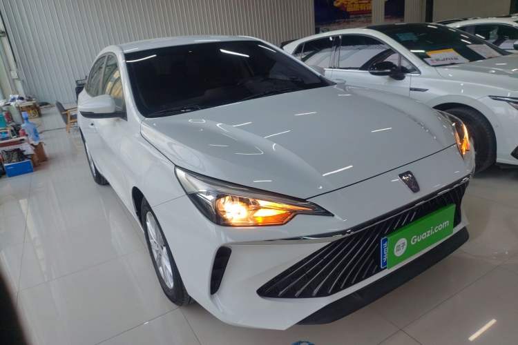 Used Roewe i5 2023 1.5L Manual Comfort Edition
