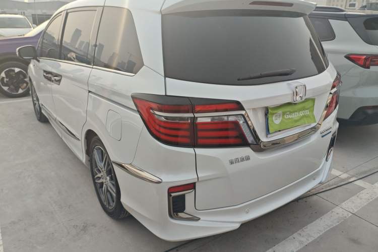 Used Honda Elysion 2019 2.0L Hybrid Luxury Edition
