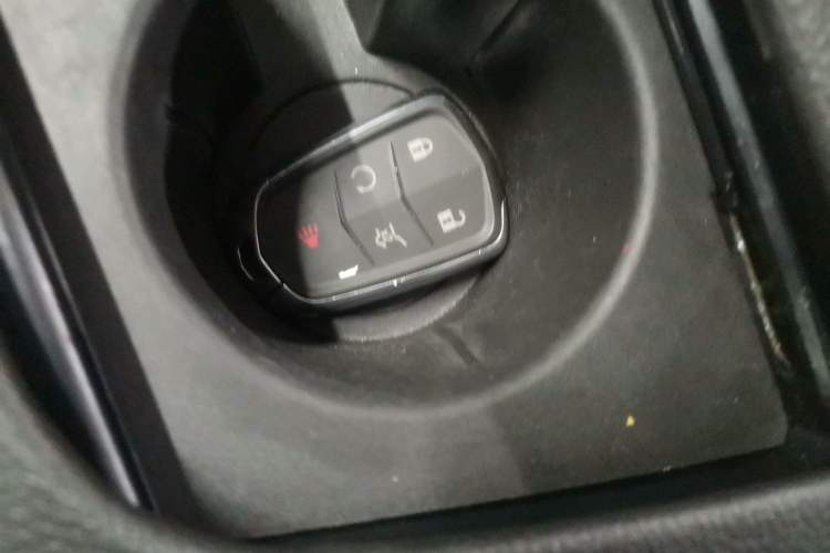 Used Cadillac XT5 2018 25T Luxury Model
