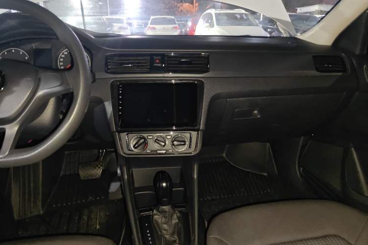 Used Volkswagen Santana 2019 1.5L Automatic Fashion Edition China VI