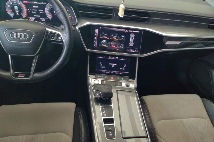 Used Audi A6L 2019 40 TFSI Luxury Dynamic Model
