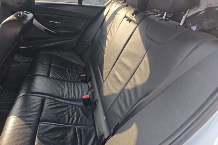 Used BMW 3 Series 2014 320i Sport Edition