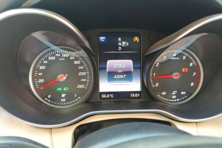 TDK.VehicleDetails.img