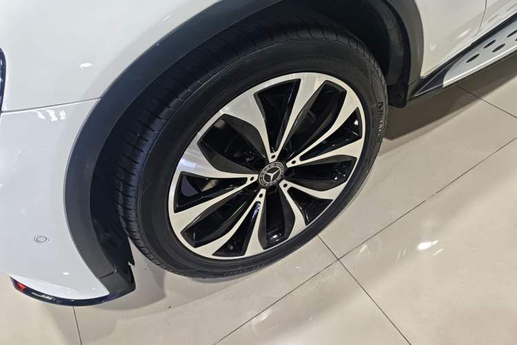 Used Mercedes-Benz GLC Coupe 2019 GLC 260 4MATIC Coupe SUV
