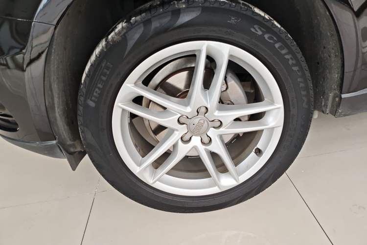 Used Audi Q5 2016 40 TFSI Comfort Model