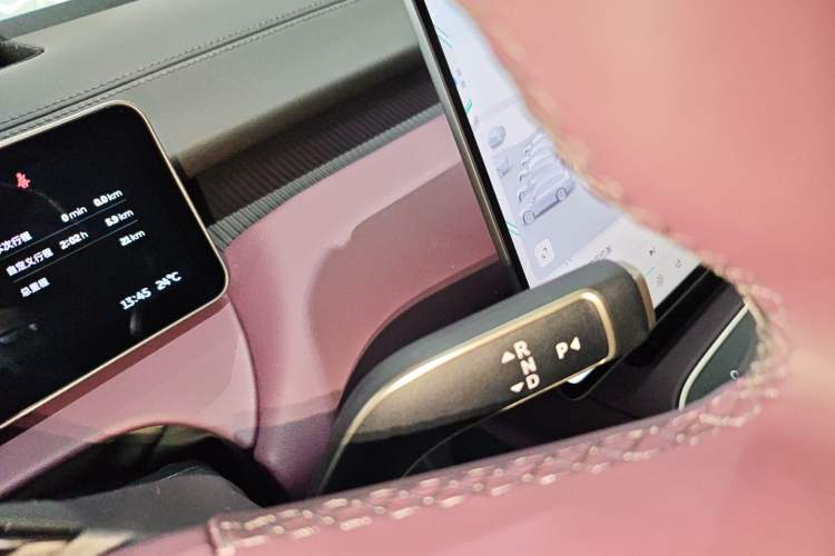 Used Nio ET5T 2025 75 kWh Touring
