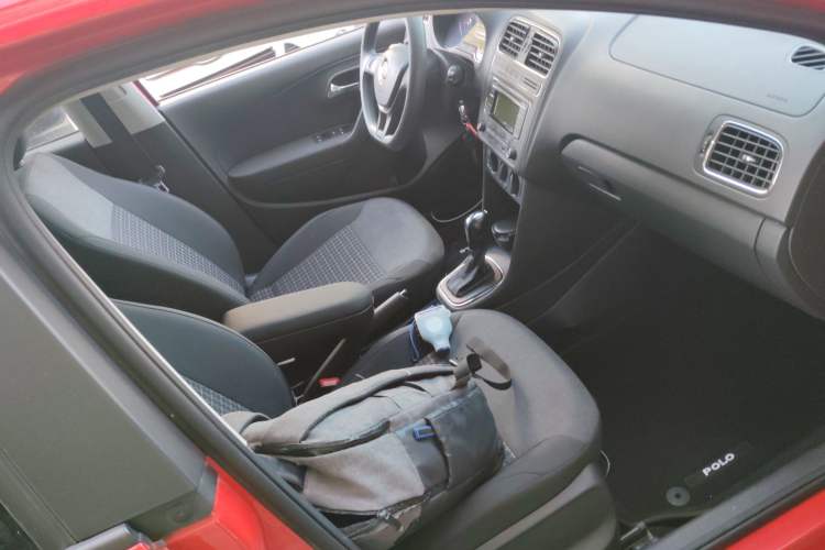 Used Volkswagen Polo 2014 1.4L Automatic Comfort Edition
