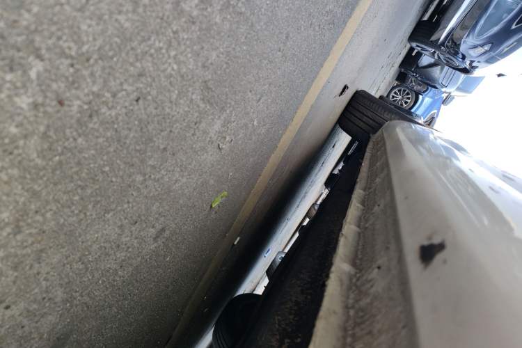 Used Hongqi H5 2022 Classic Model Facelift 1.8T Automatic Smart Connect Flagship Edition
