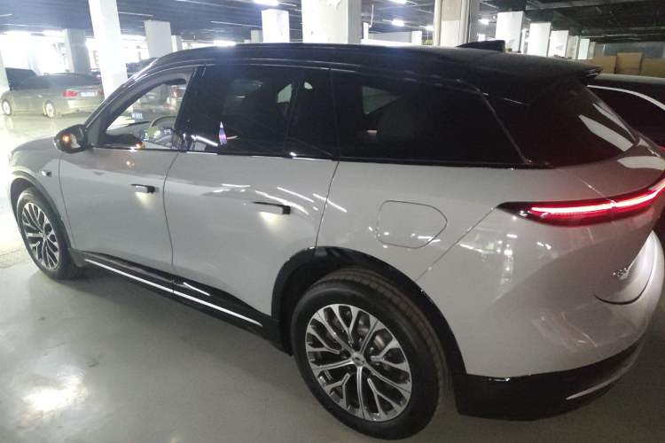 Used Nio ES6 2024 75 kWh
