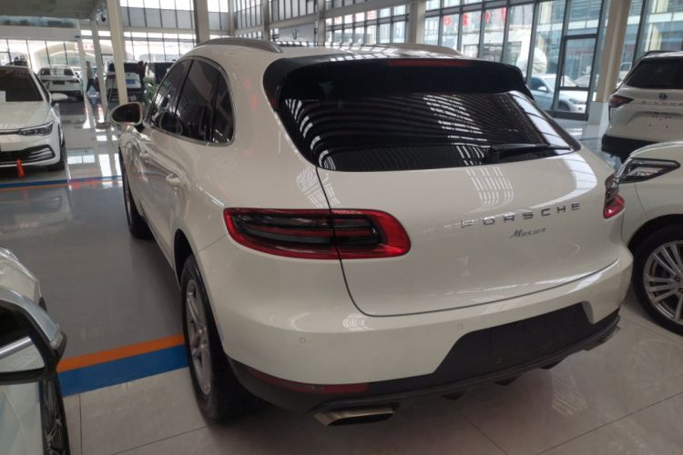 Used Porsche Macan 2017 Macan 2.0T
