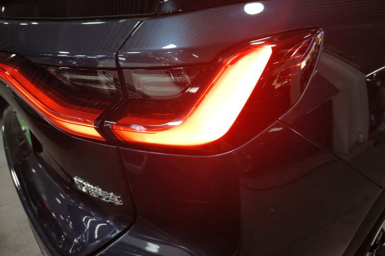 Used Nio ES8 2020 580 km Range Signature Edition Six-Seater Version