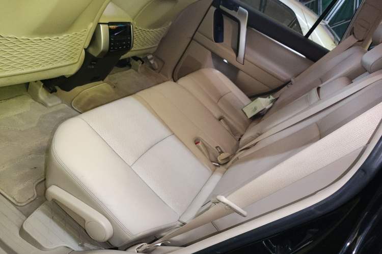 Used Toyota Prado 2018 3.5L Automatic TX-L with Rear-Mounted Spare Tire
