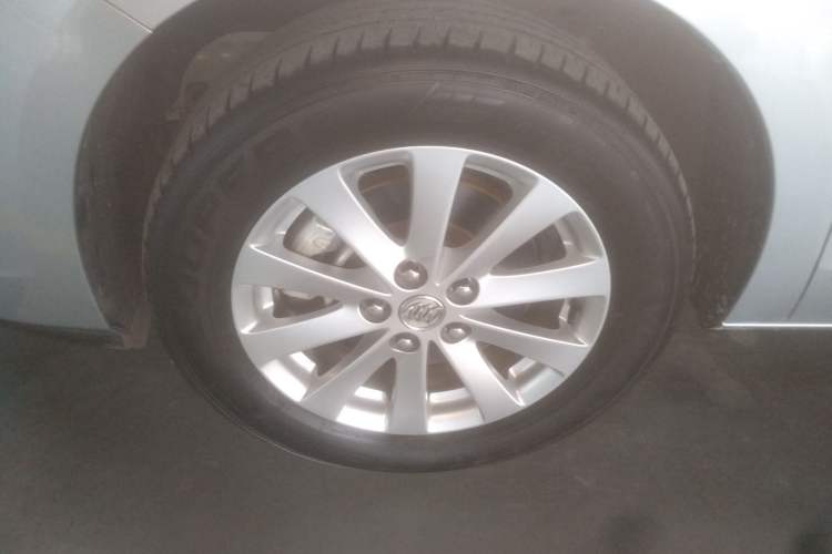 Used Buick GL8 2018 28T Luxury Model China VI Standard