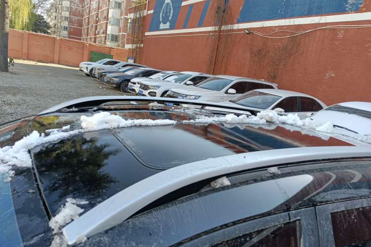 Used Kia kx1 Stonic 2021 1.4L CVT Fun & Sunroof Model
