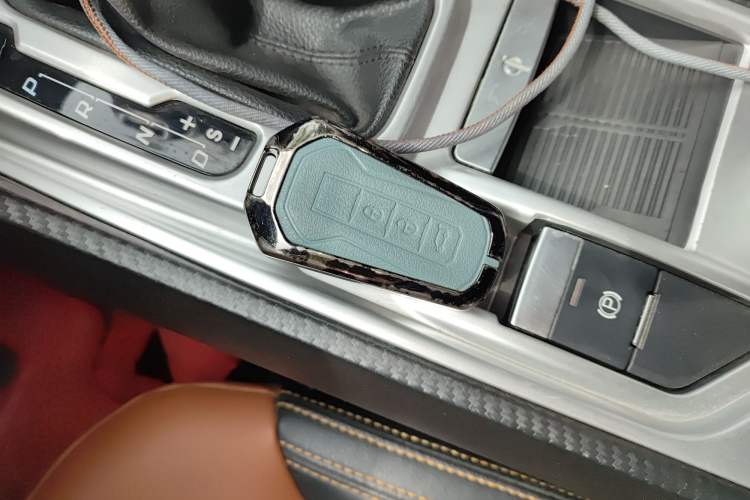 Used JMC Yusheng S330 2016 1.5L GTDi Automatic Two-Wheel Drive Prestige Edition