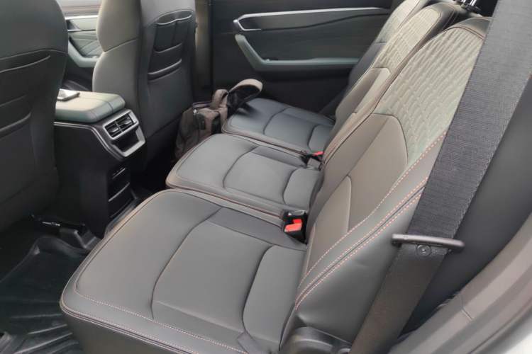 Used Geely Auto Haoyue L 2024 2.0T DCT Flagship Version