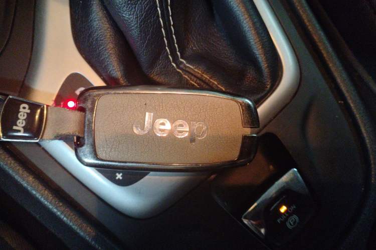 Used  Cherokee 2016 2.4L Superior Edition