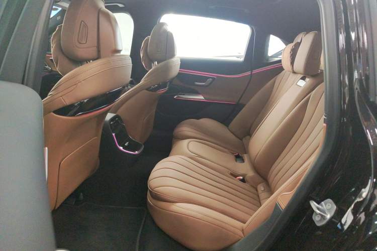 Used Mercedes-Benz E-Class 2025-Year Facelift E 260 L