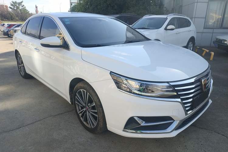 Used Roewe i6 2020 PLUS 1.6L CVT 4G Connected Glory Flagship Edition
