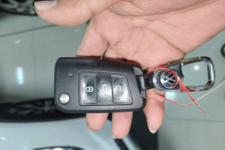 Used Volkswagen Tiguan L 2020 330TSI Automatic Two-Wheel Drive Panoramic Comfort Edition China VI Standard
