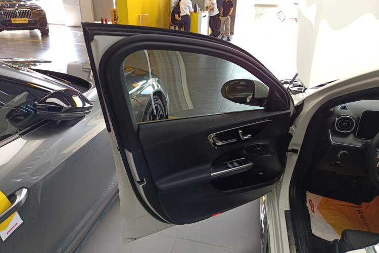 Used Mercedes-Benz C-Class 2023 Revised C 200 L Sport Edition
