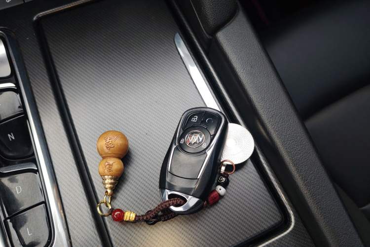 Used Buick Enclave 2020 28T Two-Wheel Drive Zhanqi Version
