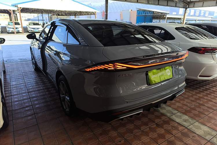 Used  L6 2025 EM-i 140km Long-Range Version