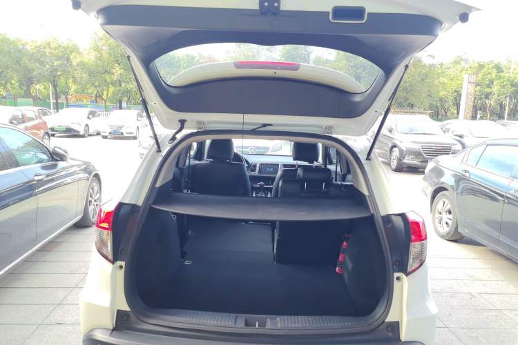 Used Honda Vezel 2020 220 TURBO CVT Elite Edition
