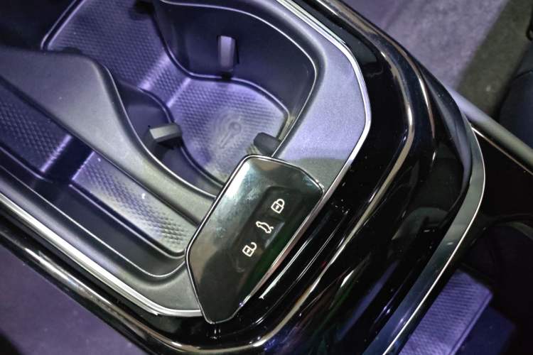 Used Volkswagen ID.4 CROZZ 2022 High-Performance PRIME Edition
