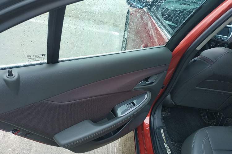 Used Chevrolet Malibu 2016 2.0L Automatic Luxury Edition