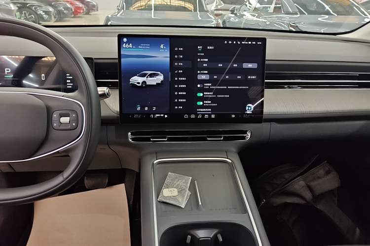 Used XPeng G6 2025 625 Long-Range Max Flagship Edition
