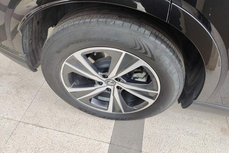 Used Lexus RX 2023 350h Two-Wheel Drive Enjoyment Version