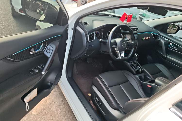 Used Nissan Qashqai 2022 2.0L CVT XV Premier Luxury Edition
