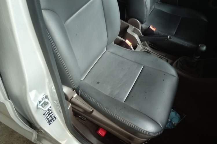 Used Wuling Hongguang V 2022 1.5L Jingqu Edition Electric-Assist LAR
