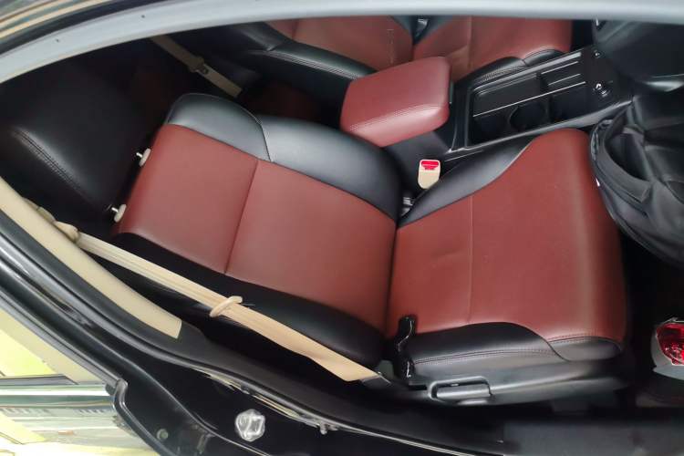 Used Honda CR-V 2016 2.0L two-wheel drive Urban Edition
