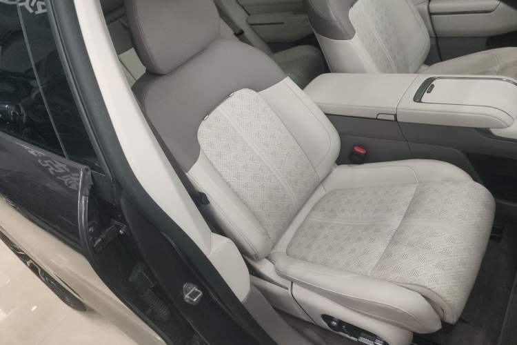 Used Zeekr 7X 2025 75 kWh Rear-Wheel Drive Intelligent Driving Version
