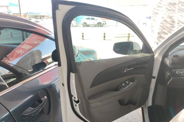 Used Chevrolet Malibu 2014 2.0L Automatic Luxury Edition
