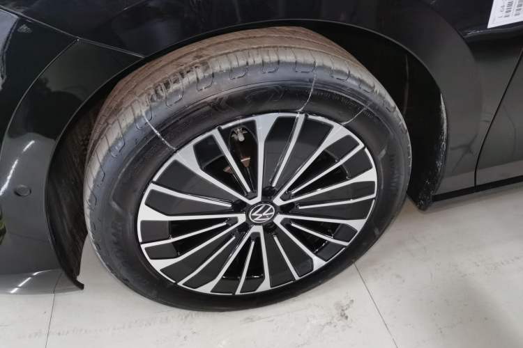 Used Volkswagen Magotan 2024 380TSI DSG Prestige Edition DaMai Package