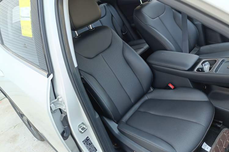 Used Baojun Yunhai 2024 600km Pure Electric Version
