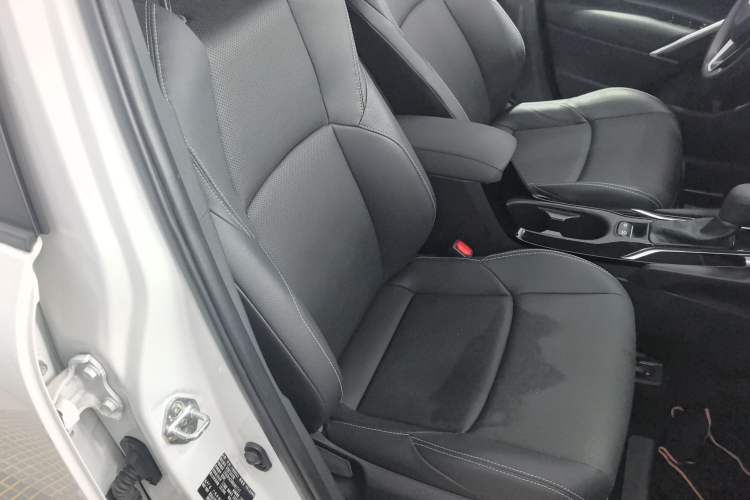 Used Toyota FRONTLANDER 2022 2.0L CVT Luxury PLUS Edition