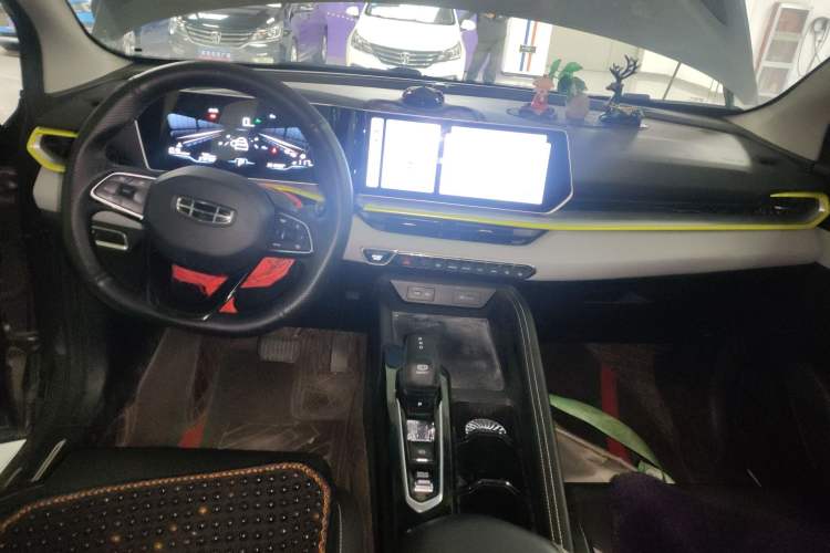 Used Geely Auto Coolray 2022 Bin Yue COOL 1.5TD DCT Hot Engine Edition
