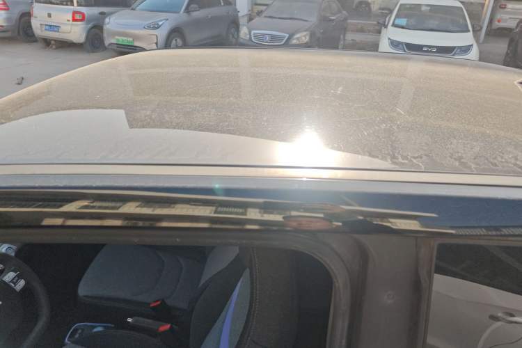 Used Chery QQ Ice Cream 2022 170km Sundae Phosphate Lithium-Ion
