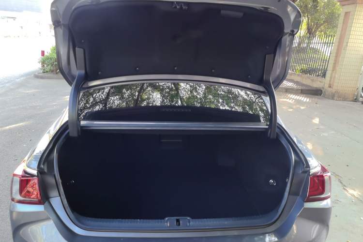 Used Lexus ES 2020 200 Excellence Edition
