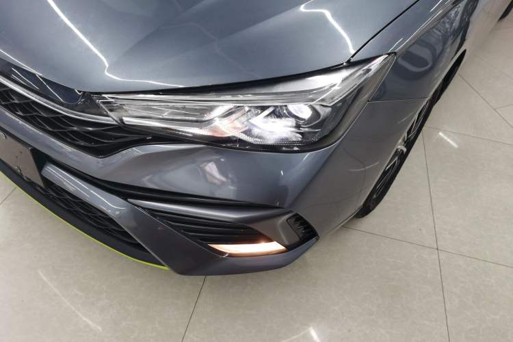 Used Roewe i5 2021 1.5L CVT Platinum Edition
